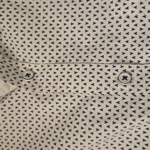 Express Button Up - Picture 3 of 8